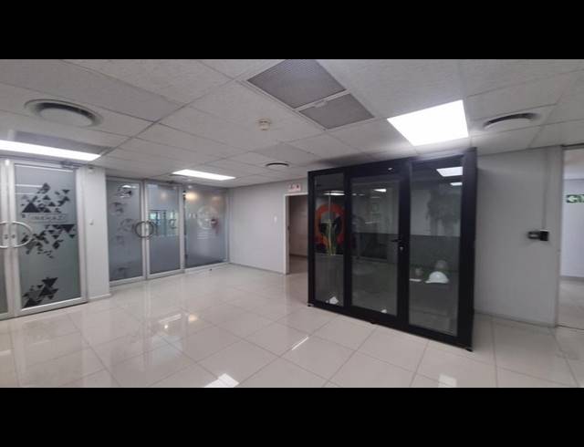 BUSINESS PROPERTY TO RENT IN MENLYN